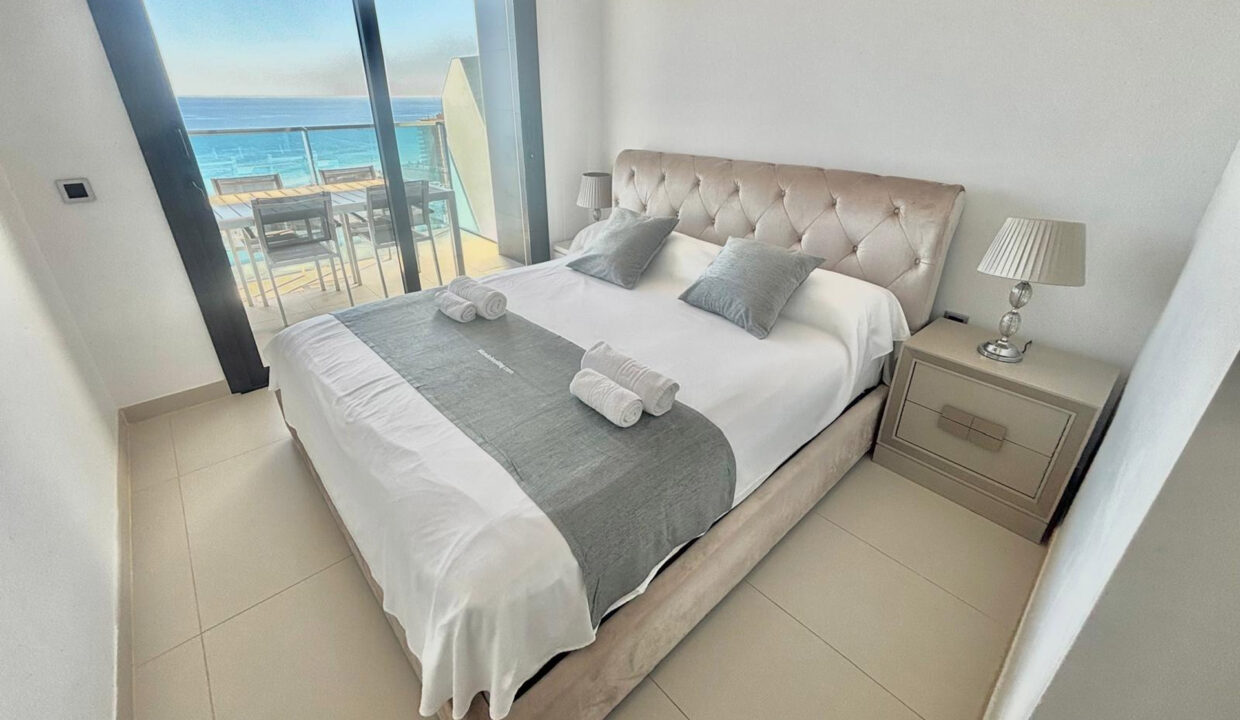 Sunset Drive 9-18 Poniente Beach