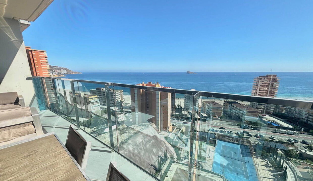 Sunset Drive 9-18 Poniente Beach
